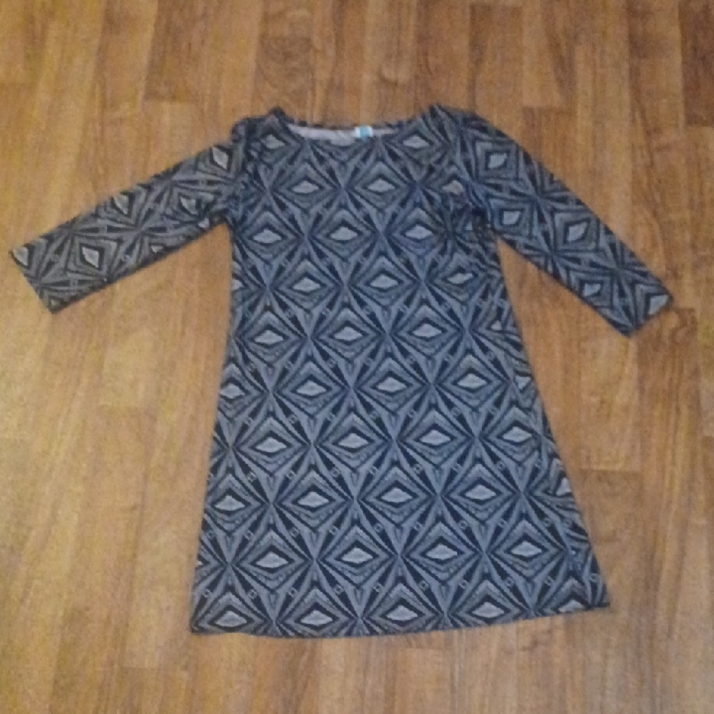 Touch Express Gray and Black Sheath Dress with Raglan Sleeves Size Large